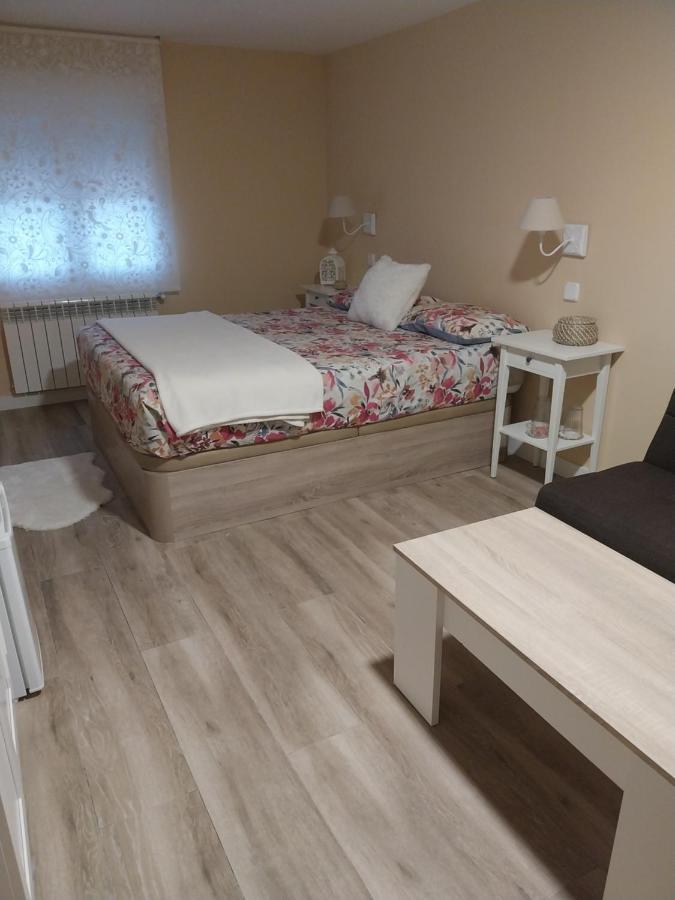 Un Rincon Tranquilo. Apartment Manzanares El Real Bilik gambar